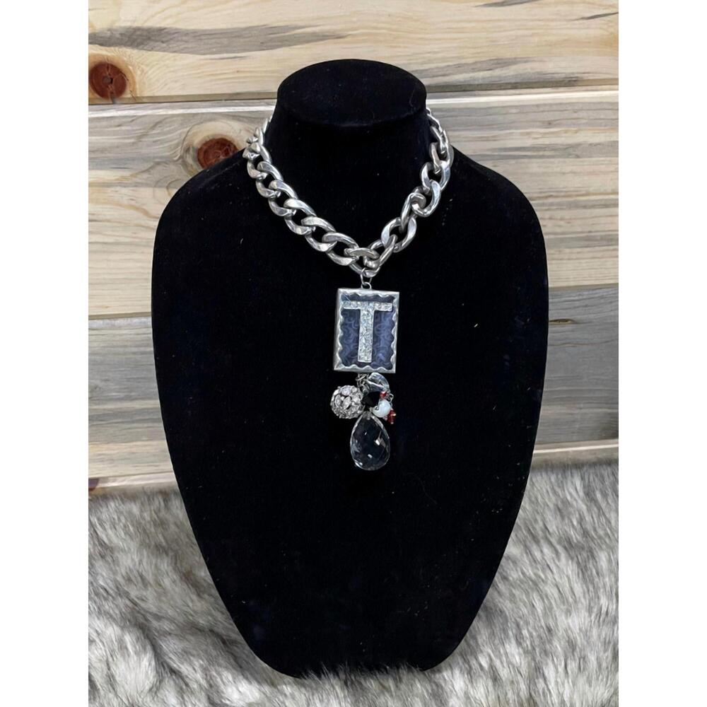 NEW ART BY AMY LABBE t initial necklace in silver